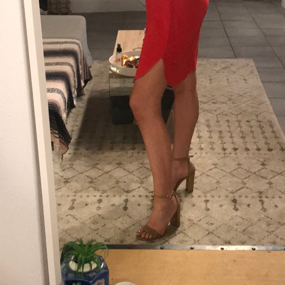 Red Open Back Zara Dress - Picture 3 of 3